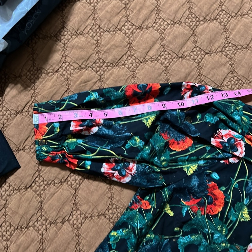 H&M Top Size 6 - Picture 2 of 8